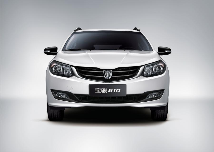  Baojun 610 Cross 2014 года  (фото 4 из 7)